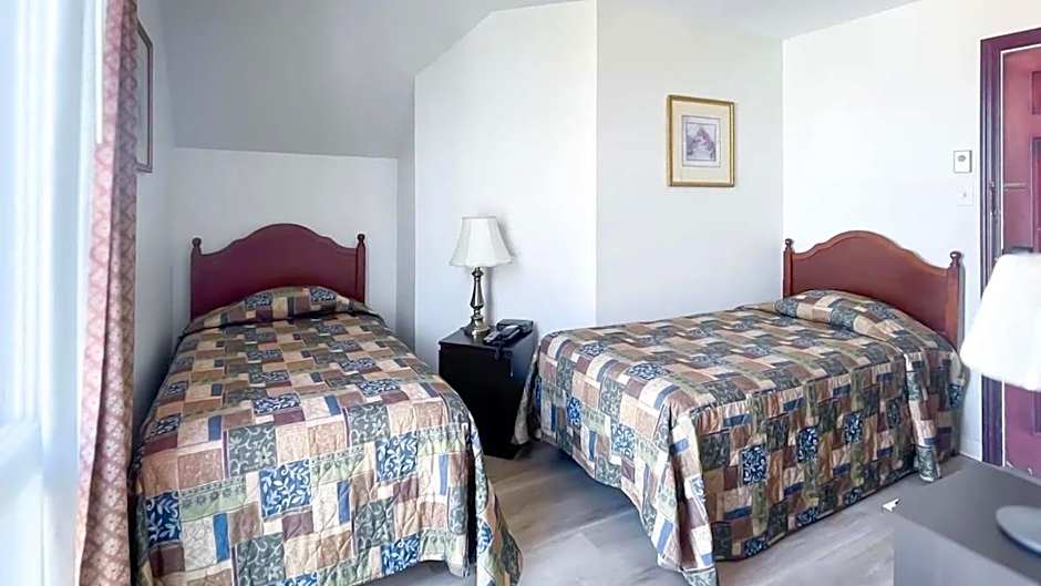 Commons Inn