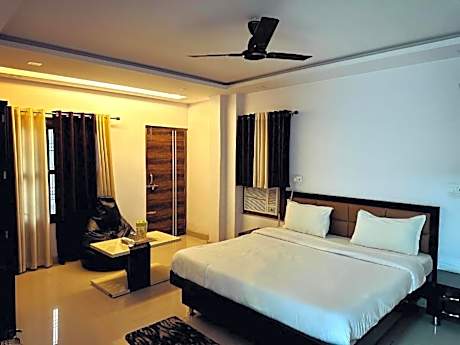 Hotel Pink Paradise(Gorakhpur, UP)