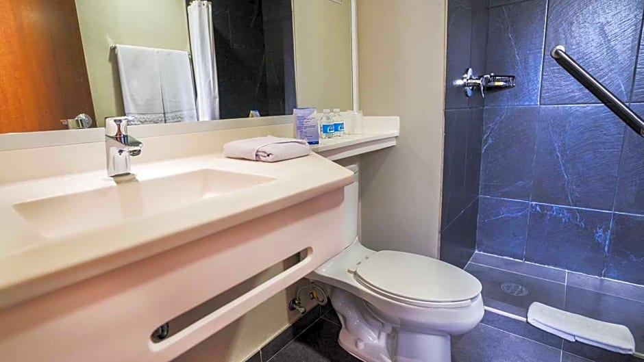 City Express Plus by Marriott Cali