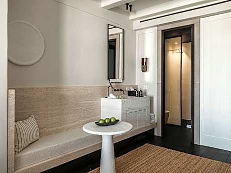 Junior Suite with Sea View and Outdoor Hot Tub