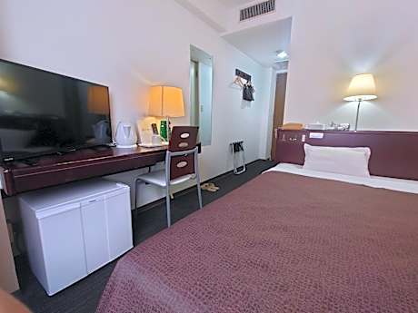 Single Room - Non-Smoking