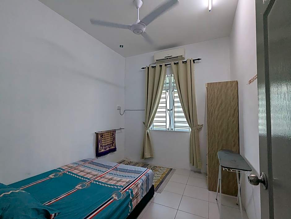 HOMESTAY IBUNDA Sabak Bernam