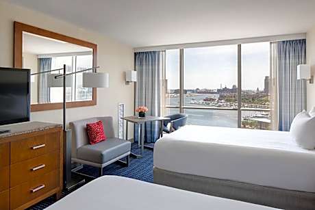 Double Room with Two Double Beds with Harbor View - High Floor