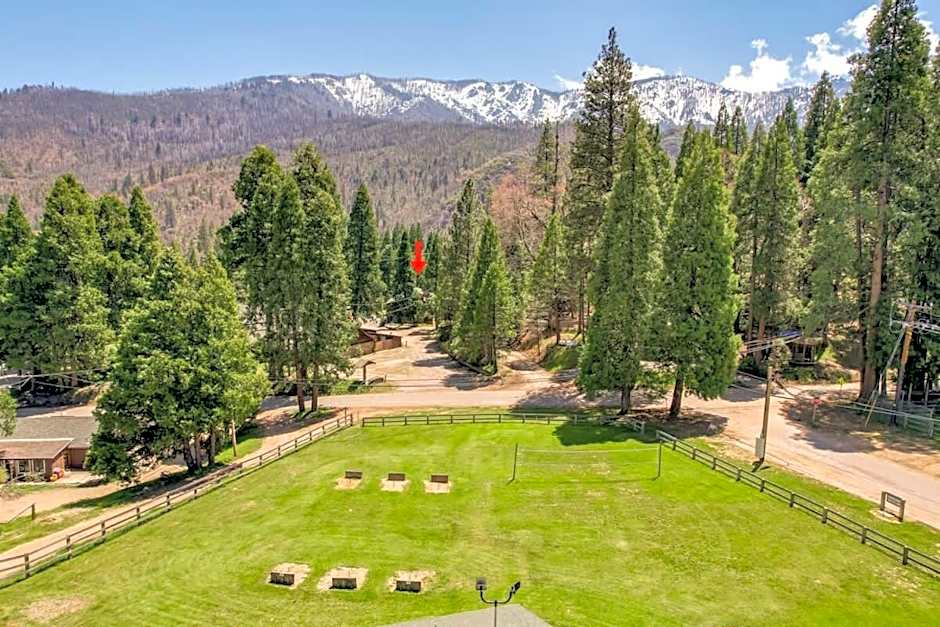 Camp Nelson Lodge Room 6