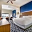La Quinta Inn & Suites by Wyndham Alvin