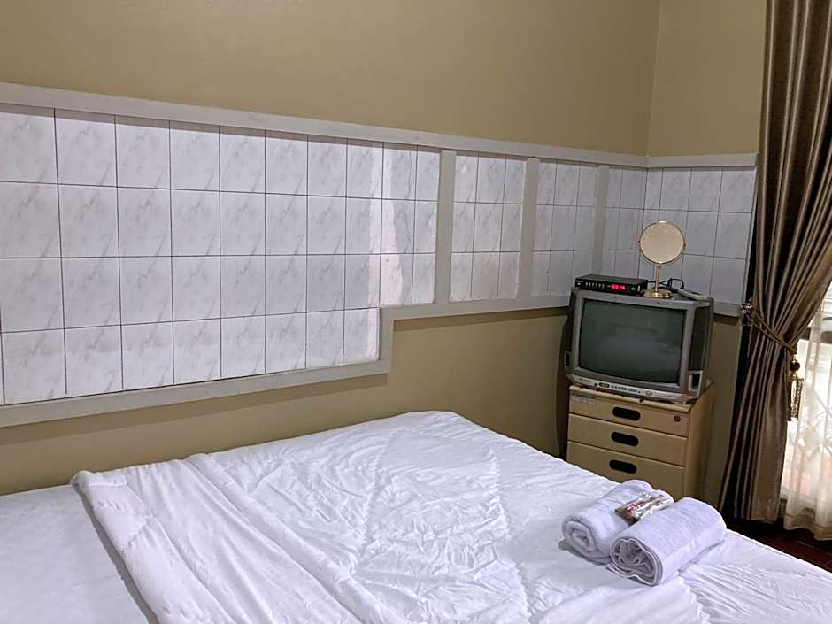 Flamboyan Homestay 1 Dieng Syariah RedPartner