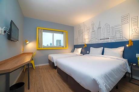 Standard Family Room