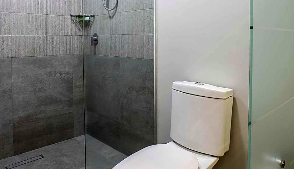 NH Mexico City Valle Dorado