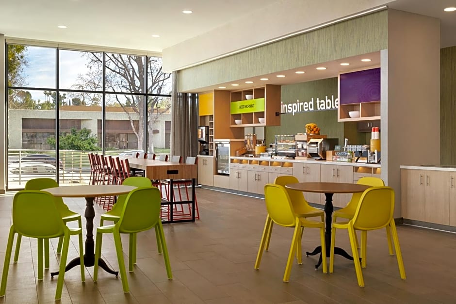 Home2 Suites By Hilton Woodland Hills Los Angeles