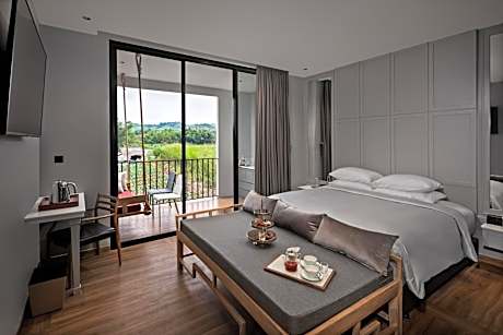 Superior Double or Twin Room with Terrace
