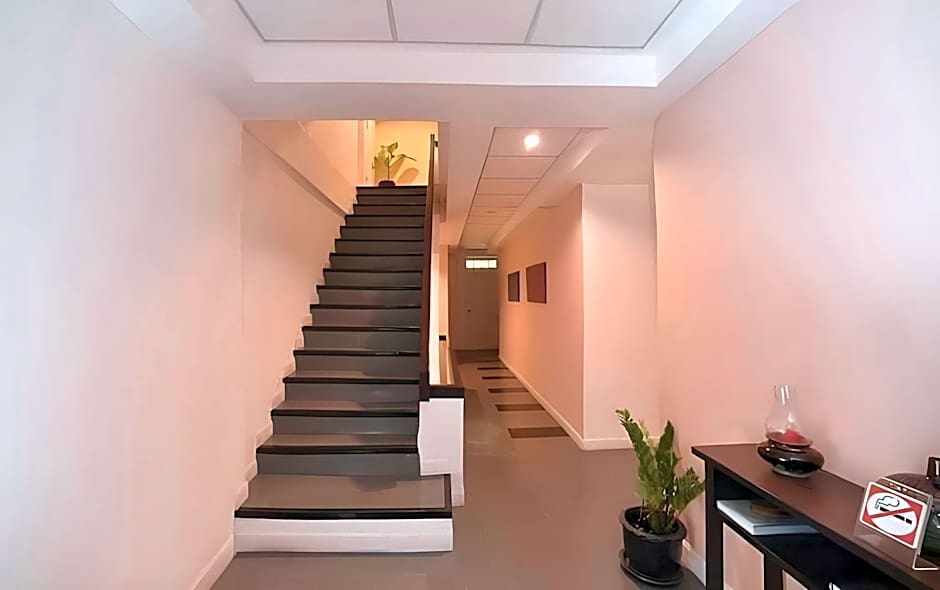 G9 Bangkok Hotel