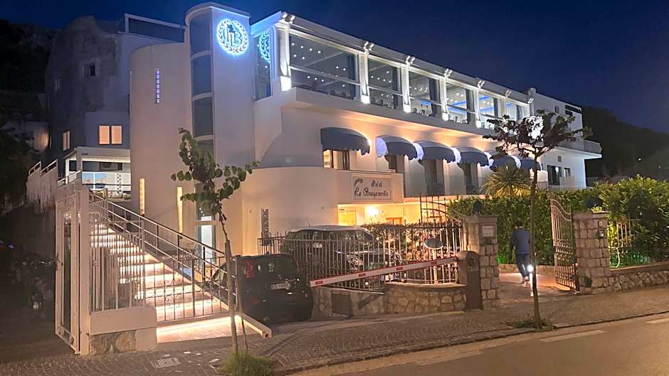 Bougainville Luxury Boutique Hotel