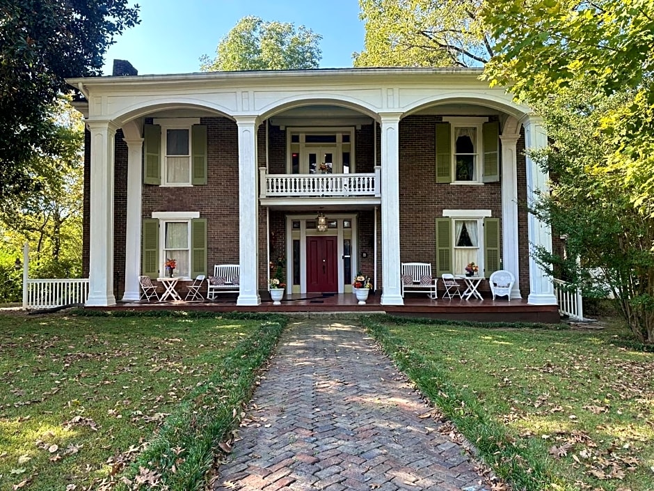 Belmont Inn