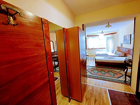 Comfort Quadruple Room