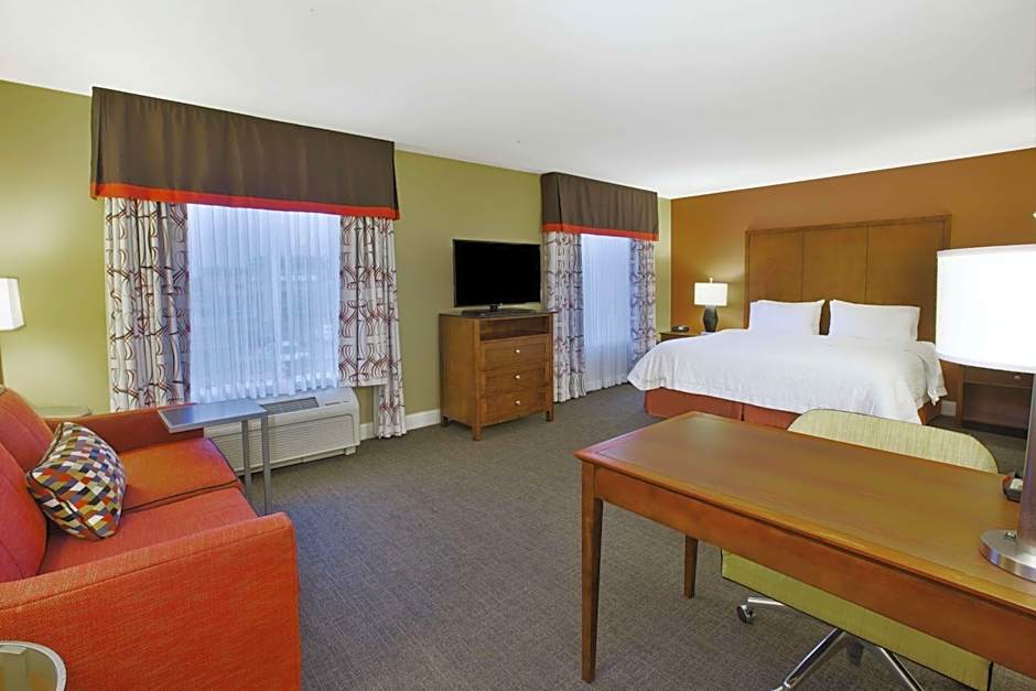 Hampton Inn and Suites Wichita Northeast