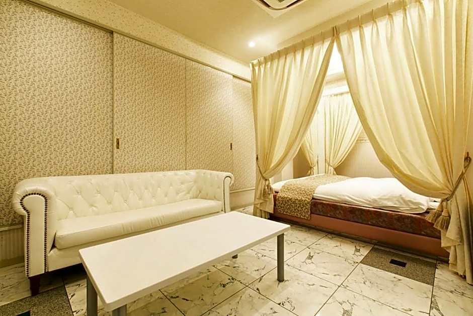 Hotel Luna Sennan - Adults Only