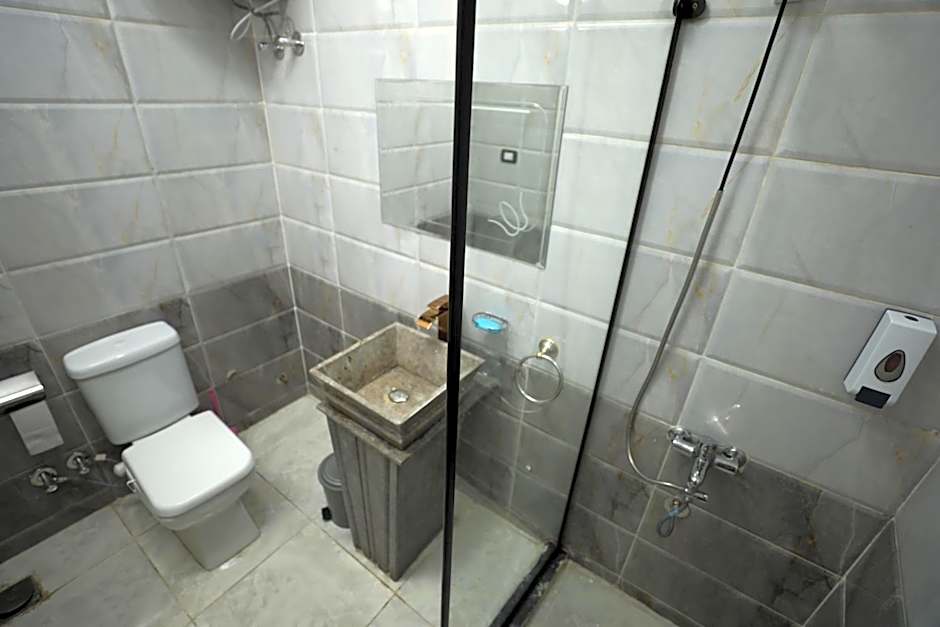 Capital Of Pyramids Hotel