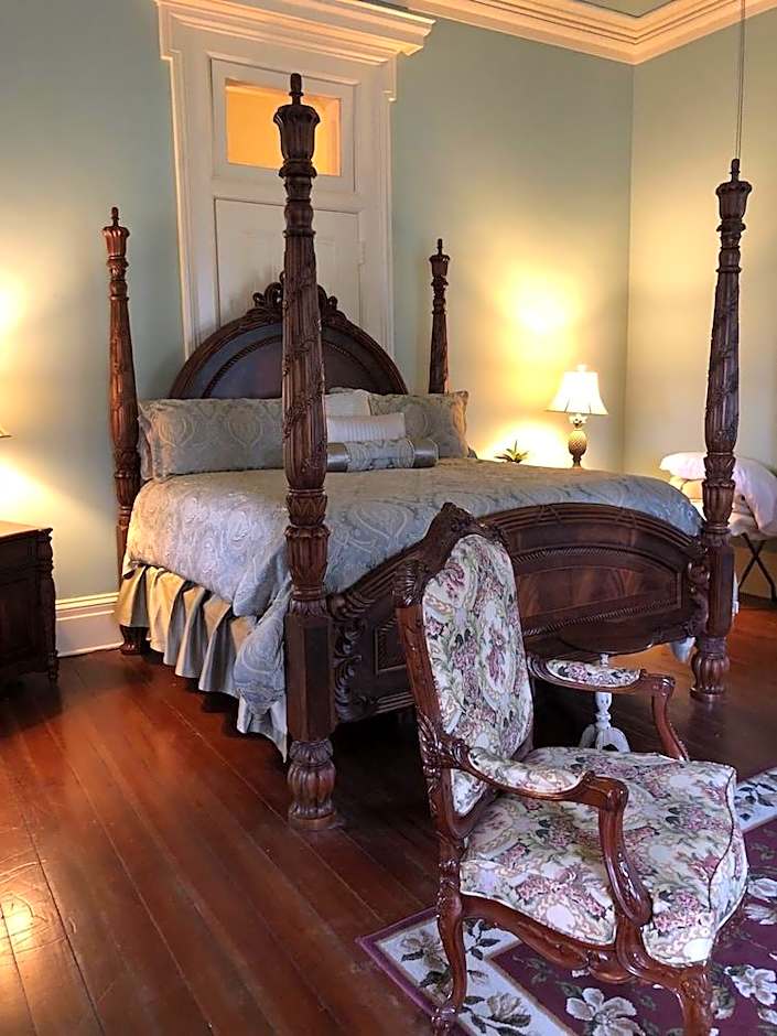 Loyd Hall Plantation
