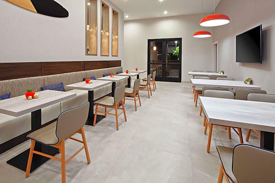 Homewood Suites by Hilton San Diego Central