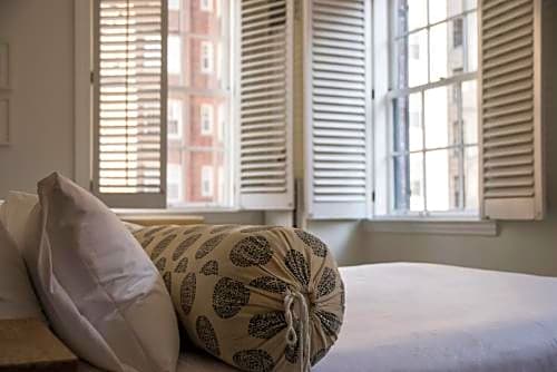 Beacon Hill Hotel