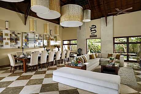 7-Bedroom Pool Villa