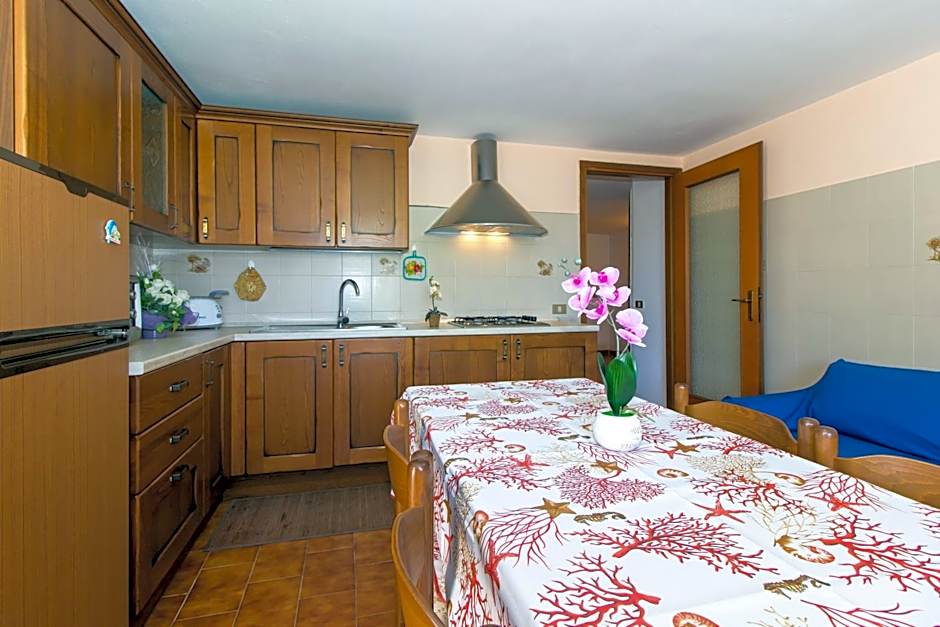 Appartamenti in Villa con ampio giardino esterno