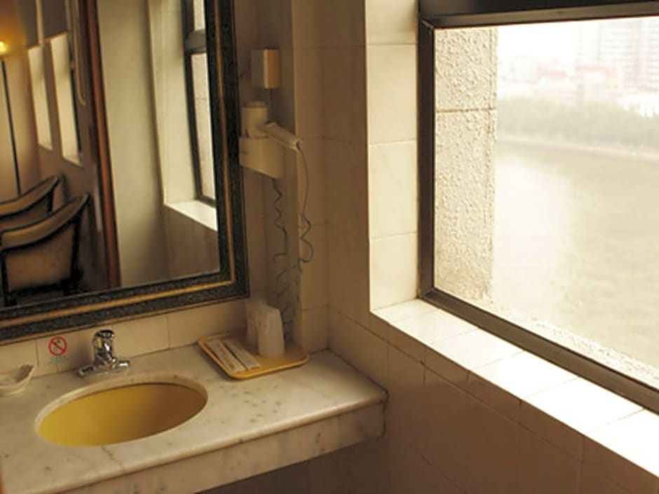 Guangzhou Aiqun Hotel