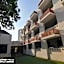 Royal Diamond Hotel