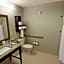 Hampton Inn By Hilton & Suites Winnie