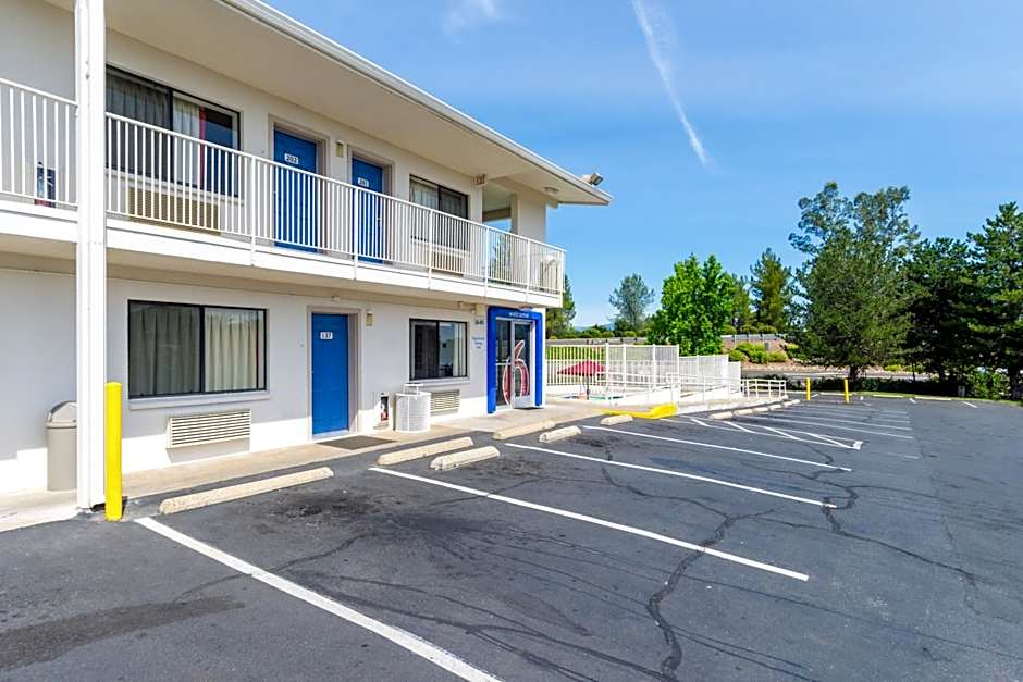 Motel 6-Redding, CA - Central