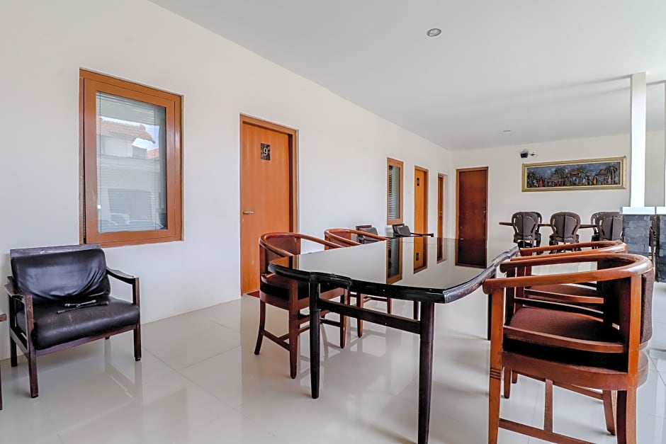 Hotel Sumaryo by ZUZU