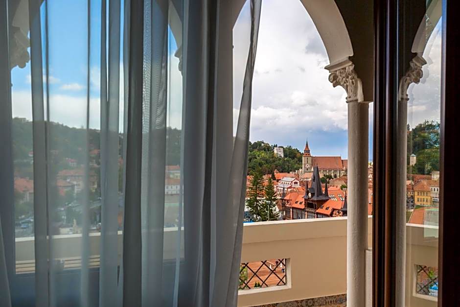 UpperHouse Suites & More