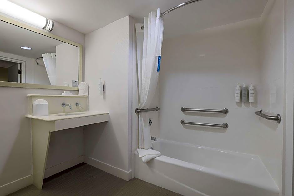 Hampton Inn By Hilton Raleigh/Garner