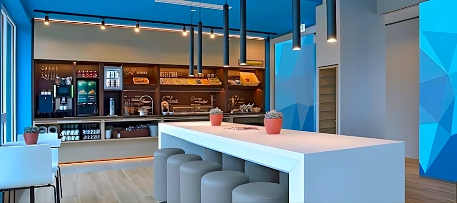 B&B Hotel Stuttgart-Neckarhafen