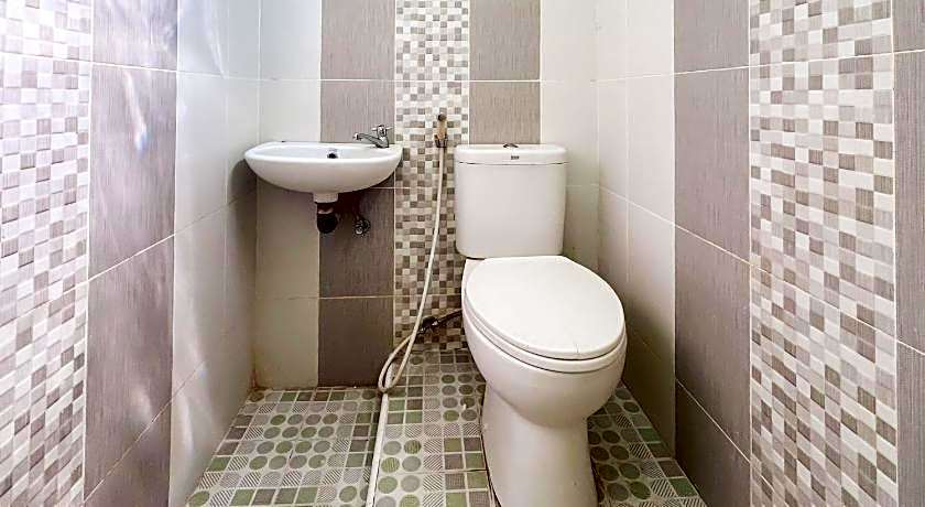 RedDoorz Syariah Near SMA N 6 Palembang