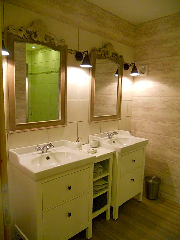 Les Mille et une Pierres