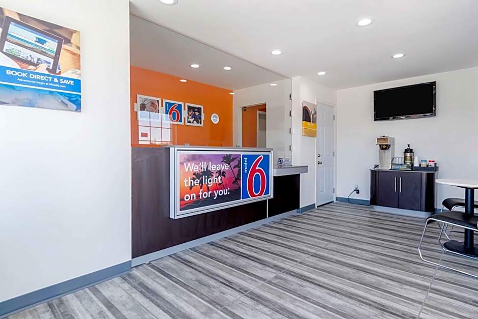 Motel 6-Barstow, CA - Route 66