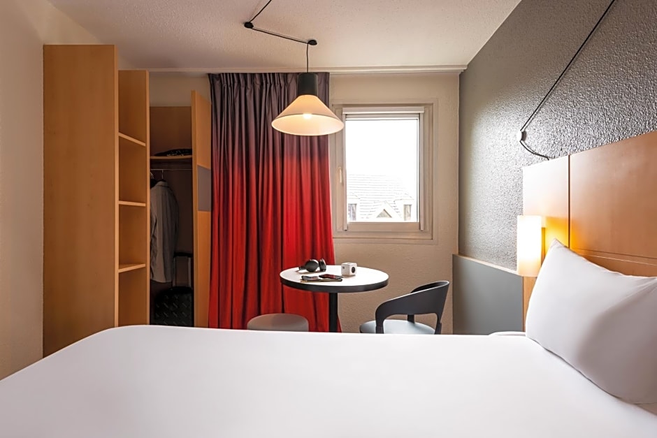 ibis Cergy-Pontoise Le Port