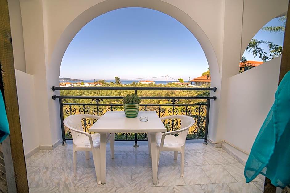 All In Krinas Apart-Hotel