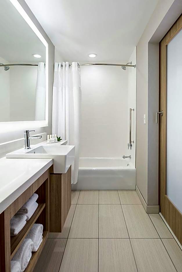 SpringHill Suites by Marriott Madison