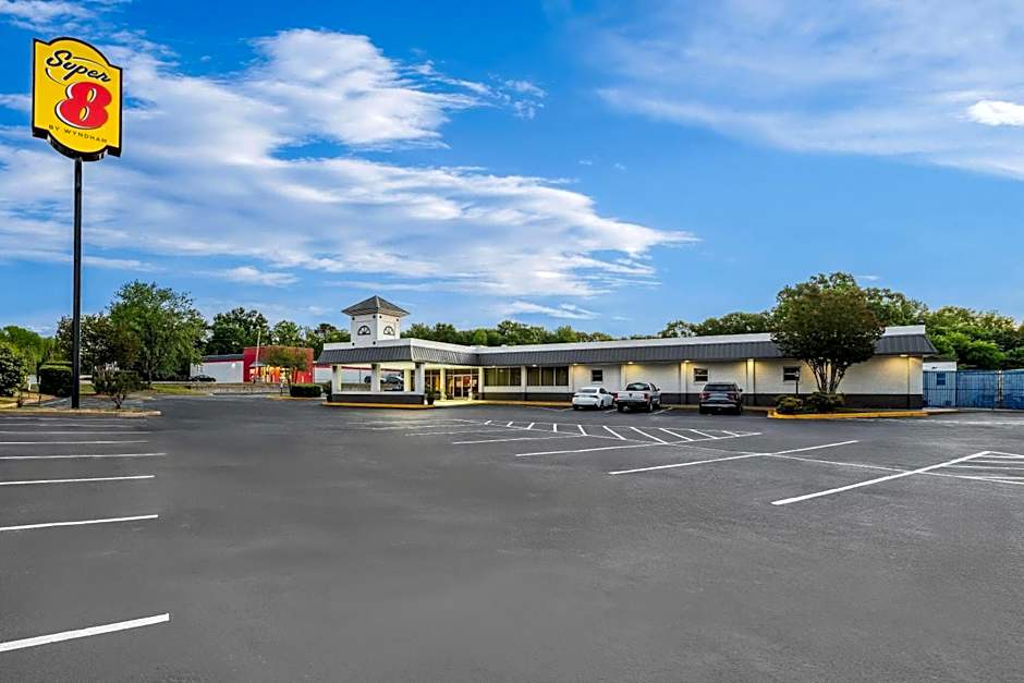 Super 8 by Wyndham Gaffney