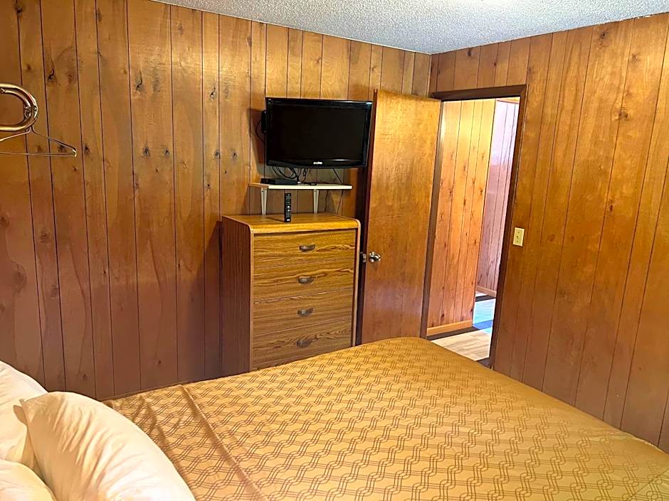 Amber's Inn and Suites