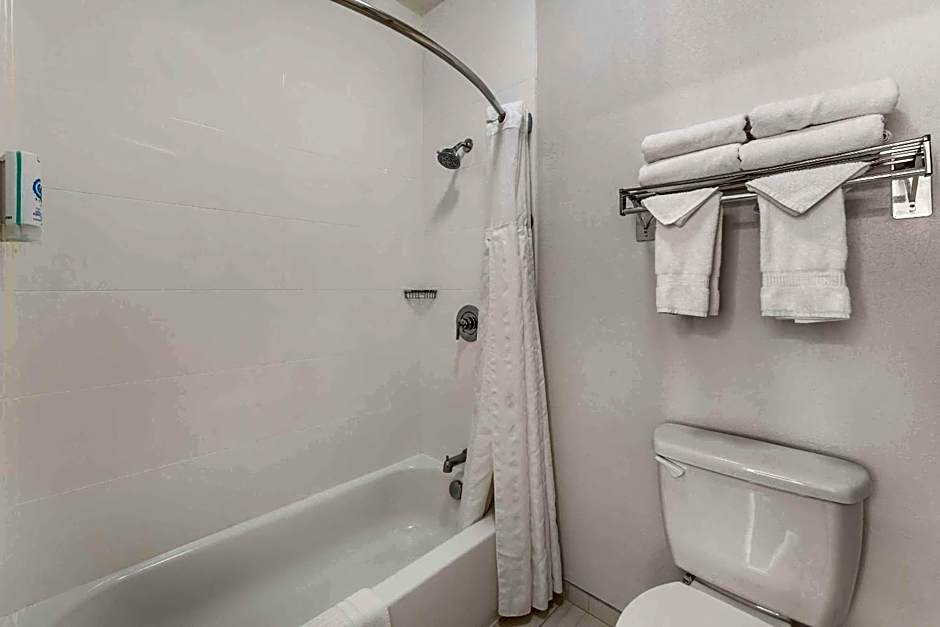 Comfort Suites Redmond Airport