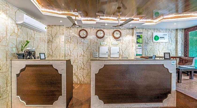 Treebo Grace Inn, 3 Min Walk From Promenade Beach