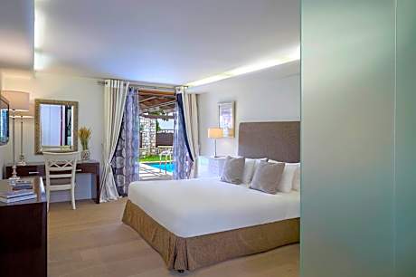 Suite with Private Pool