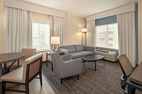Executive King Suite - Disability Access
