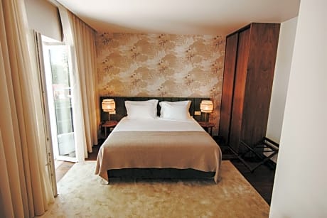 Premium Double or Twin Room with Garden View