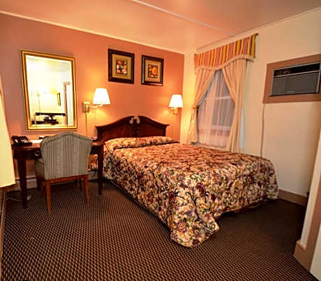 Queen Room