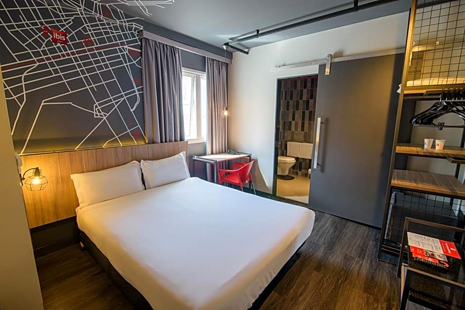Ibis Curitiba Batel