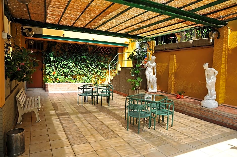 Hotel Salus